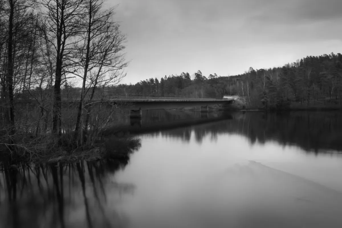lake bridge